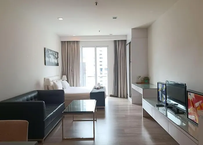 Rm203A Bukit Bintang Balcony Studio Infinity Pool