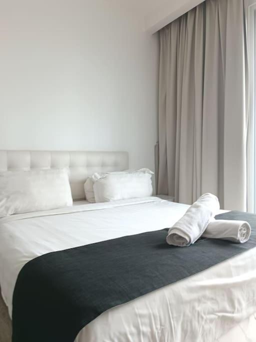 Rm203a Bukit Bintang Balcony Infinity Pool Apartment Kuala Lumpur