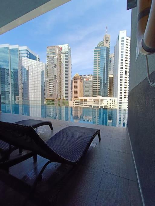 Rm203a Bukit Bintang Balcony Infinity Pool Apartment *